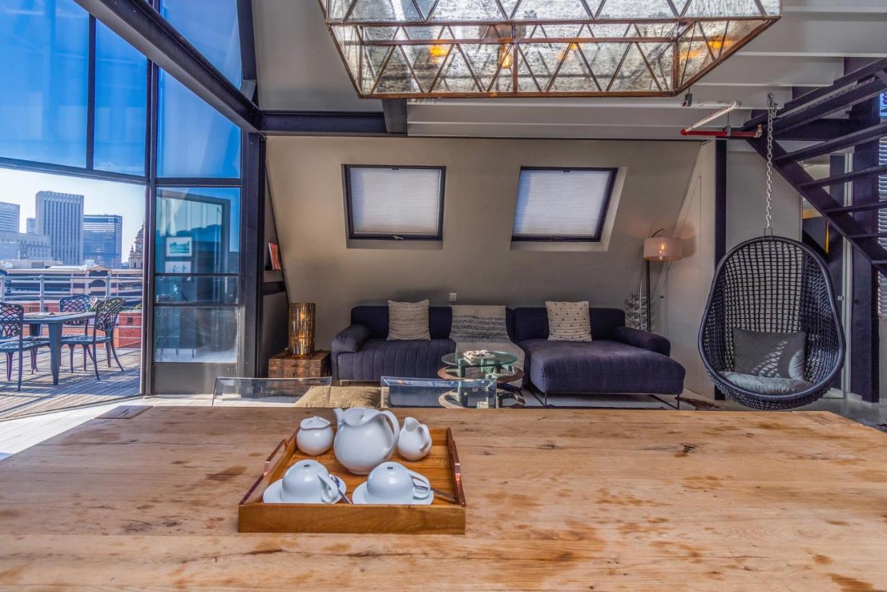 Апартаменты Luxury Penthouse In Wolroy House Кейптаун Экстерьер фото